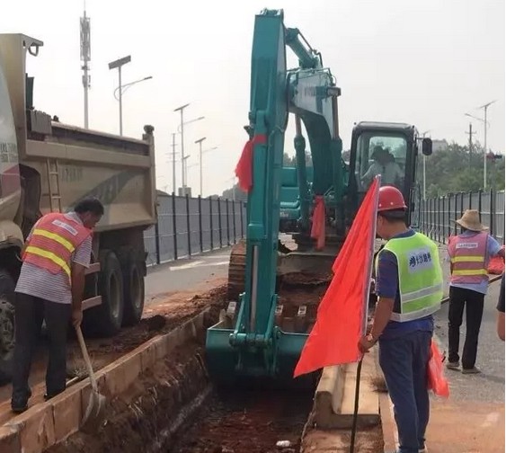 湖南围挡厂家,长沙移动式围挡,市政围挡供应批发